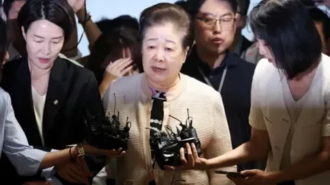 Controversial Church Leader Rejects Gift-giving Accusations Against Former South Korean First Lady