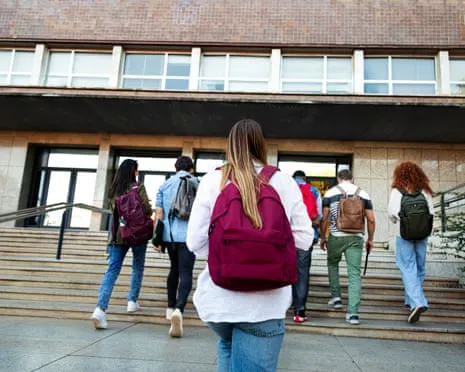 While Teen Boys Move Right, the Emergence of the 'New Chill Girl' Phenomenon Becomes Visible