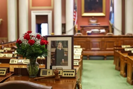Minnesota Residents Head to Voting Booths to Occupy Position of Killed Legislator